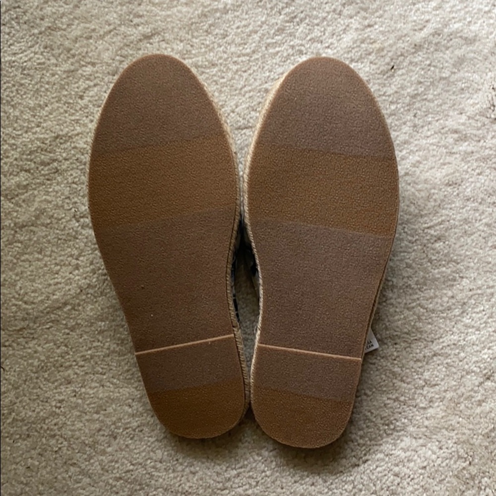 LAST PAIR - NEW Torrid tie dye wide width espadrille mule/shoe - Picture 9 of 11